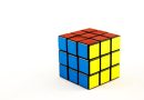 Løs din hjernes gåde med Rubiks terning i dag